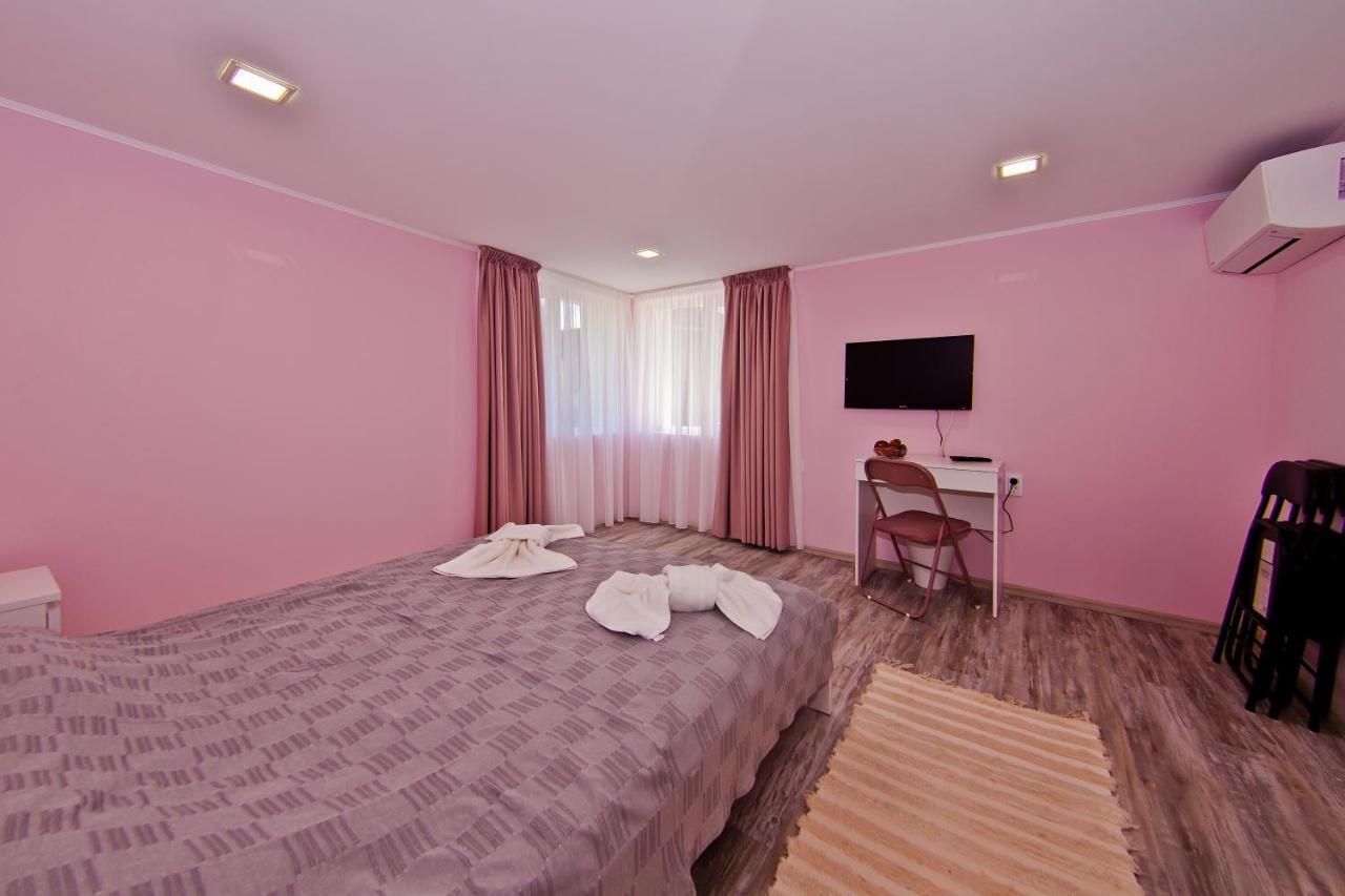 Guest House Stefan Balcic Exterior foto